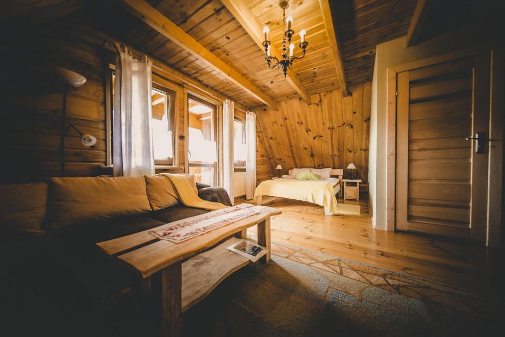 Mietowy Aniol Villa Ustrzyki Dolne Luaran gambar