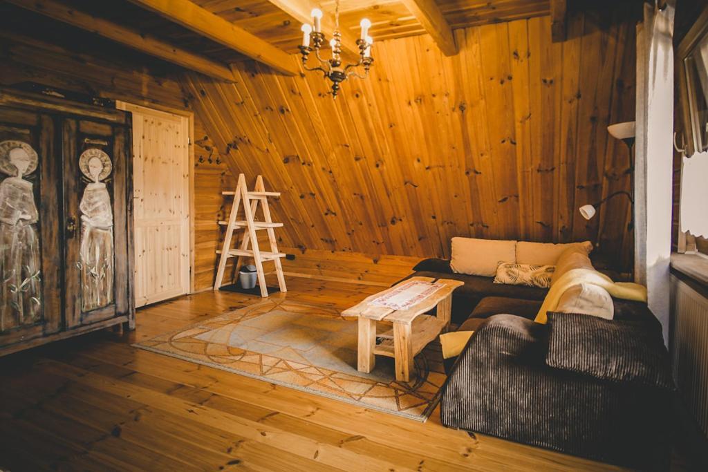Mietowy Aniol Villa Ustrzyki Dolne Luaran gambar