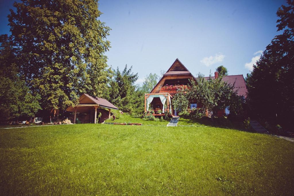Mietowy Aniol Villa Ustrzyki Dolne Luaran gambar